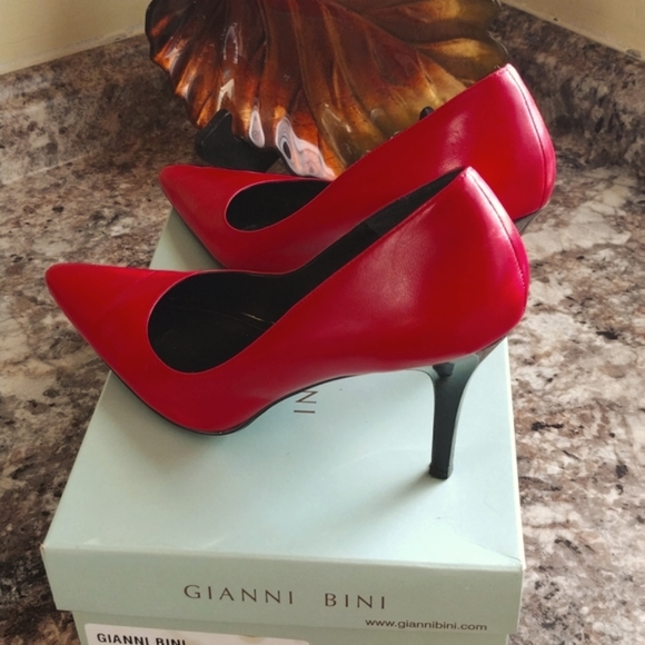 🔥HOST PICK🔥 Gianni Bini Candy 🍎 Red leather  👠 - Picture 3 of 13
